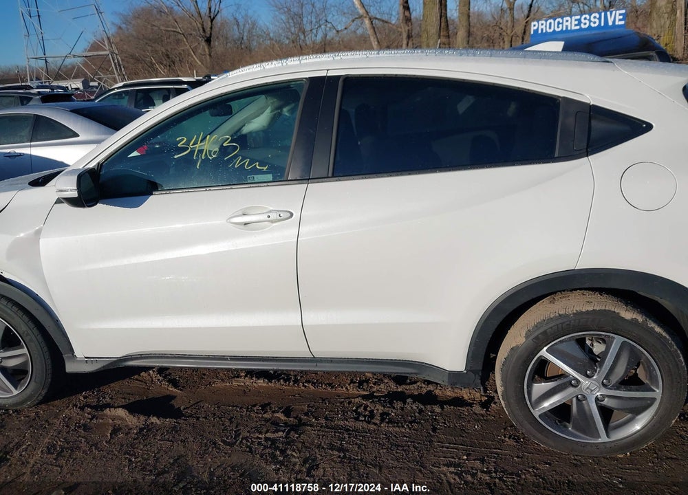 2022 HONDA HR-V VIN: 3CZRU6H56NM731125
