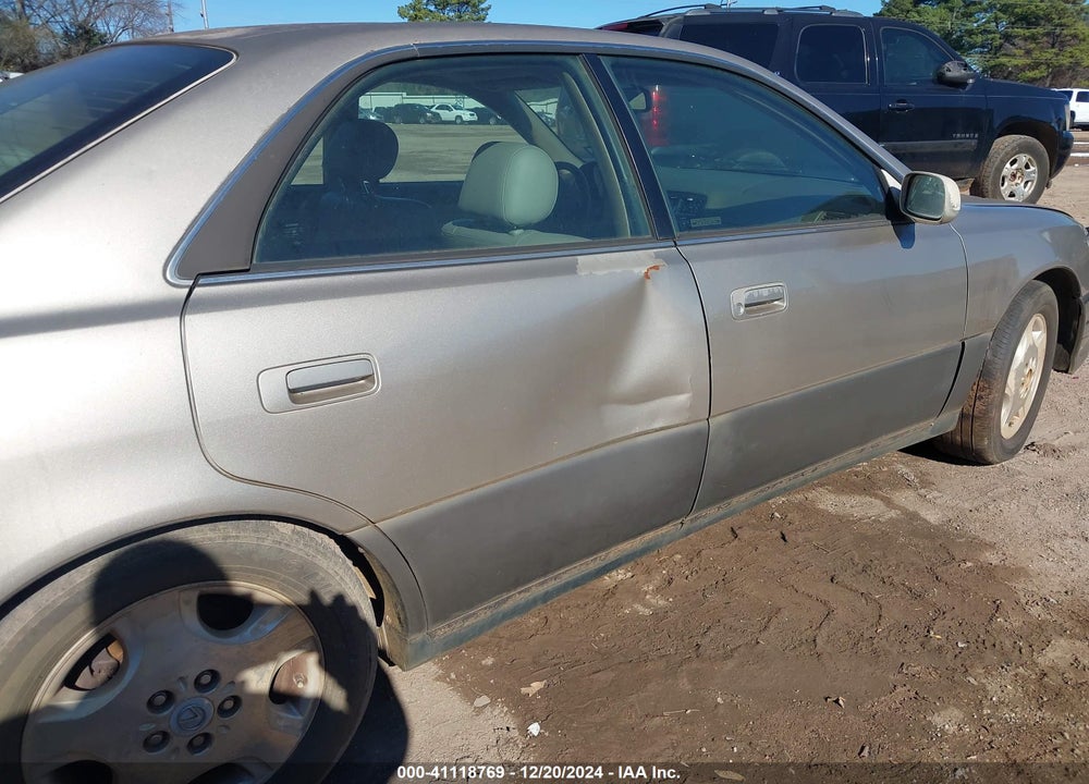 2000 LEXUS ES 300 VIN: JT8BF28G3Y0282052