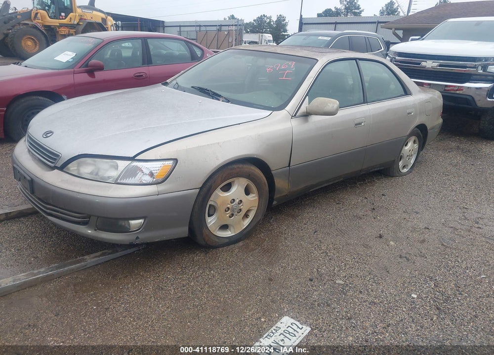 2000 LEXUS ES 300 VIN: JT8BF28G3Y0282052