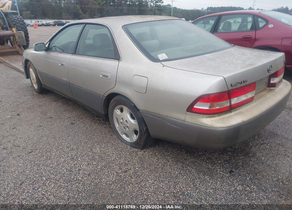2000 LEXUS ES 300 VIN: JT8BF28G3Y0282052