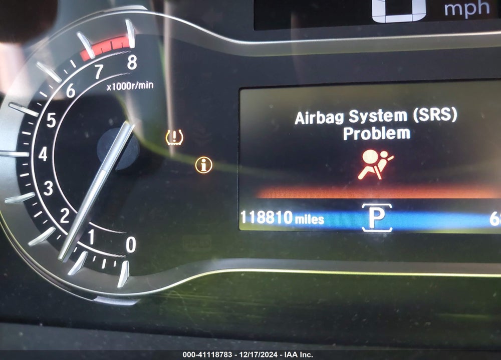 2018 HONDA PILOT TOURING VIN: 5FNYF5H93JB004788