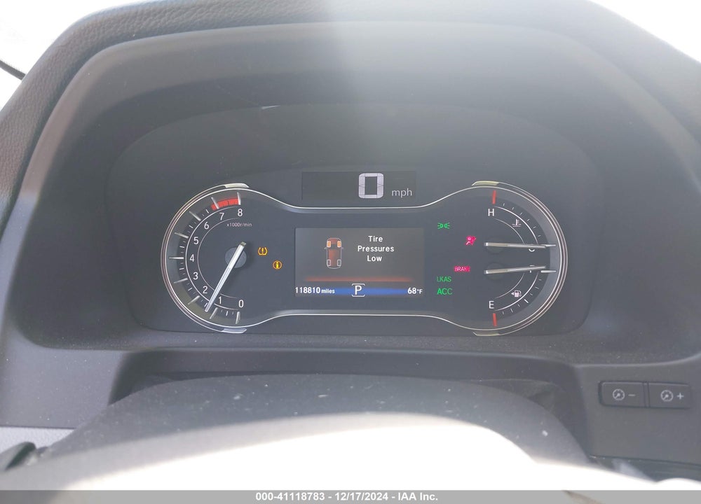 2018 HONDA PILOT TOURING VIN: 5FNYF5H93JB004788