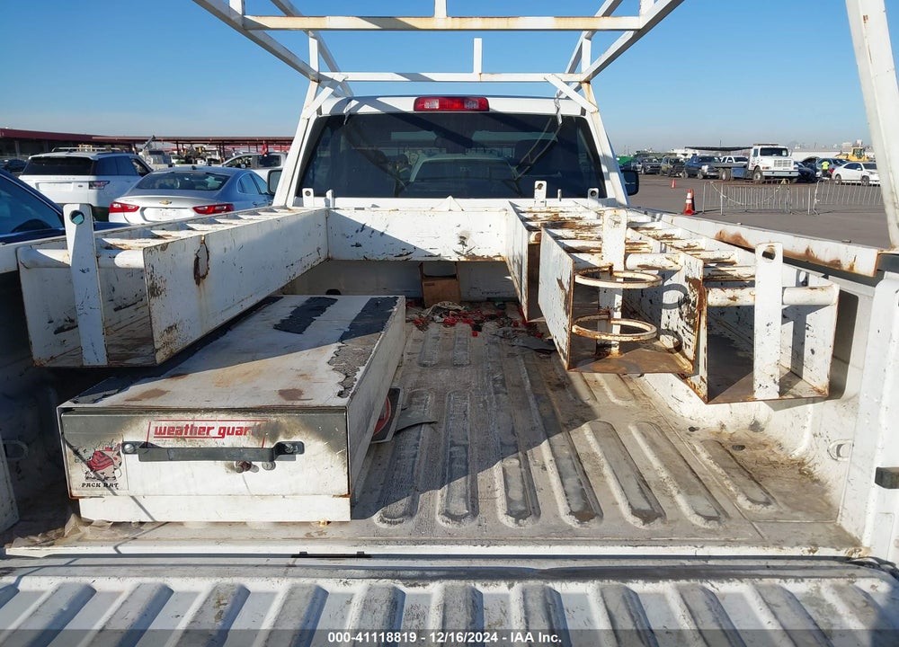 2018 RAM 2500 TRADESMAN 4X2 8' BOX VIN: 3C6LR4AT6JG376807