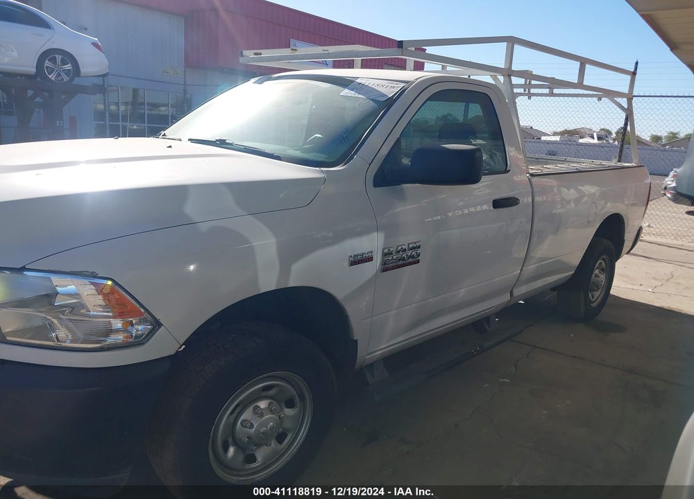2018 RAM 2500 TRADESMAN 4X2 8' BOX VIN: 3C6LR4AT6JG376807