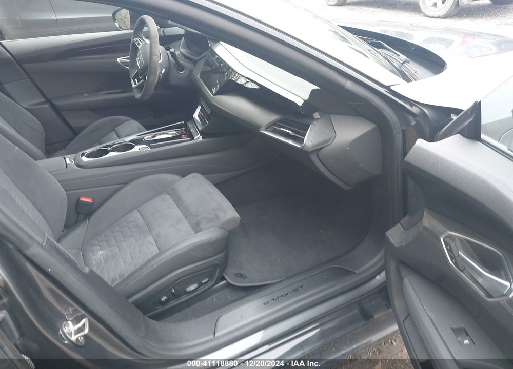 2022 AUDI E-TRON GT PREMIUM PLUS QUATTRO VIN: WAUCJBFW6N7001568