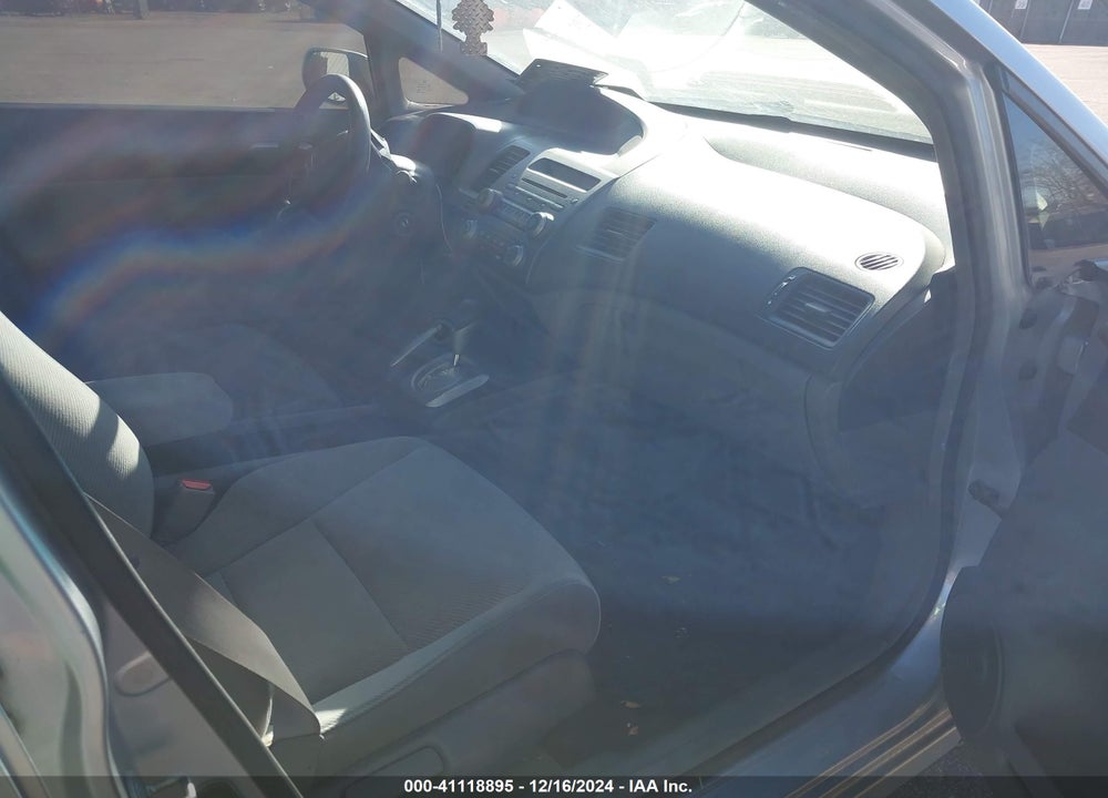 2010 HONDA CIVIC LX VIN: 19XFA1F53AE042865