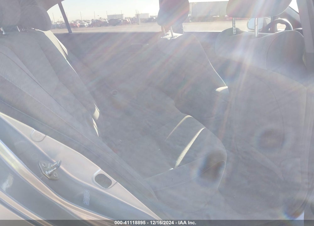 2010 HONDA CIVIC LX VIN: 19XFA1F53AE042865