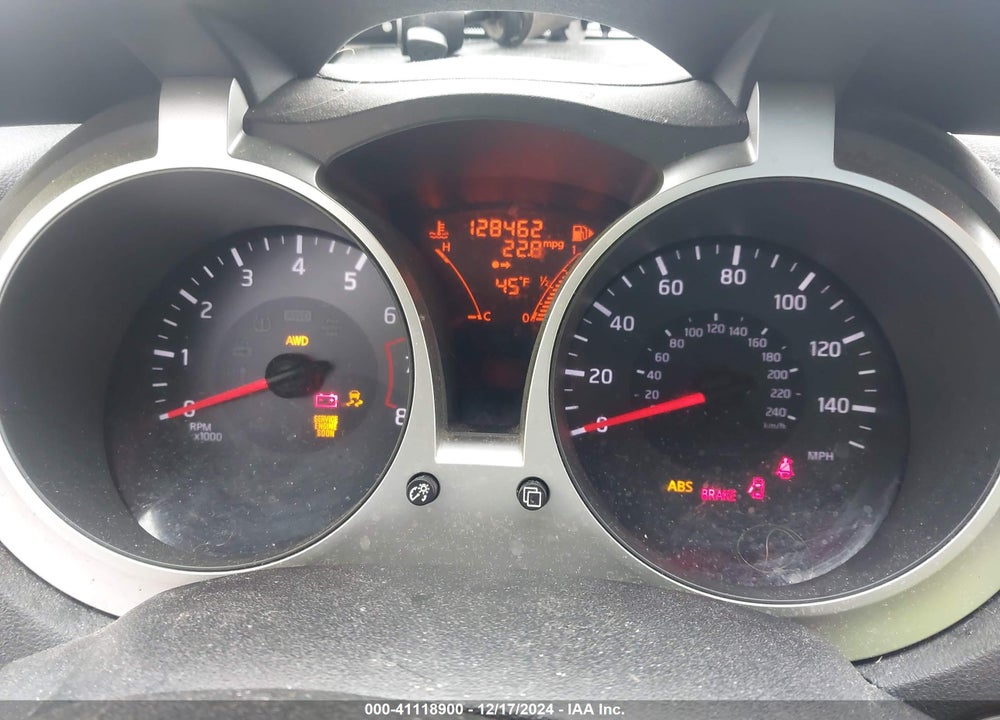 2014 NISSAN JUKE SV VIN: JN8AF5MV6ET482005