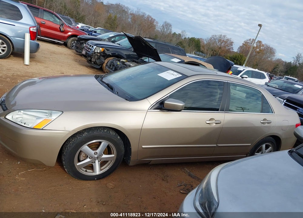 2005 HONDA ACCORD 2.4 EX VIN: 1HGCM567X5A005289