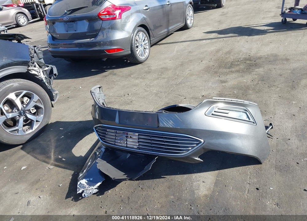 2016 FORD FOCUS TITANIUM VIN: 1FADP3N27GL254053