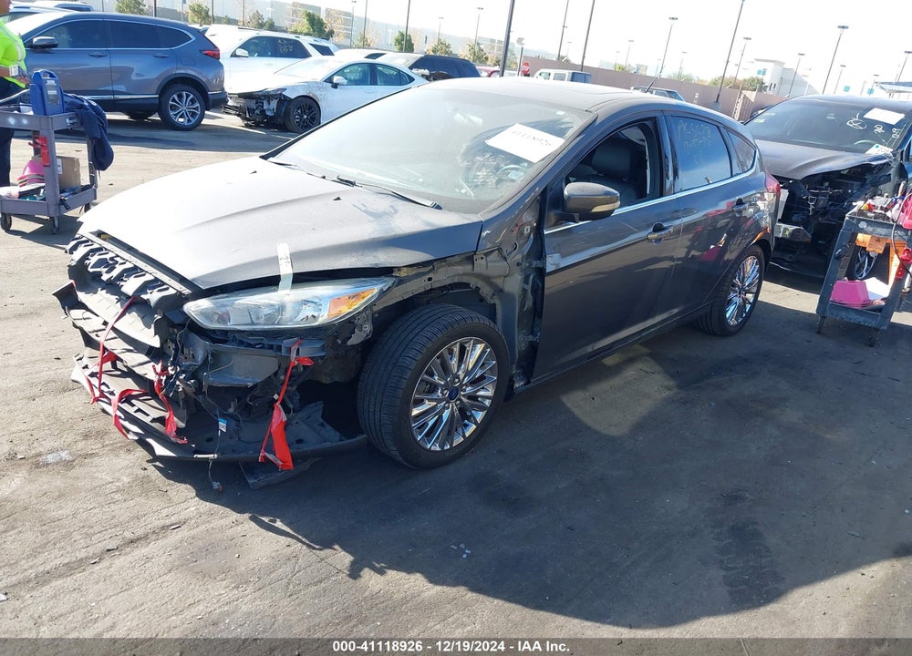 2016 FORD FOCUS TITANIUM VIN: 1FADP3N27GL254053