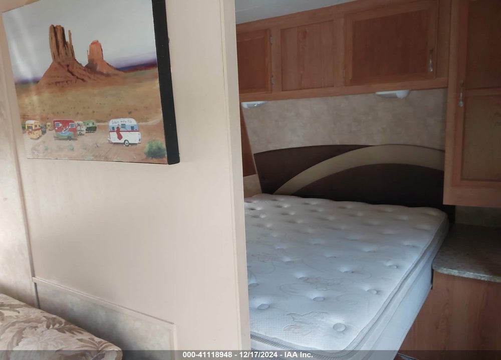 2009 TRAILER JAYCO TRAVEL VIN: 1UJBJ02L6918E0204