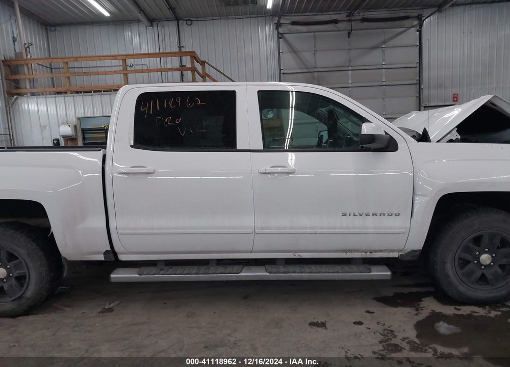 2018 CHEVROLET SILVERADO 1500 VIN: 3GCUKREH3JG330128