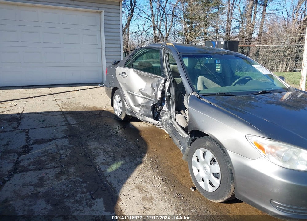 2002 TOYOTA CAMRY LE VIN: 4T1BE32K62U595454