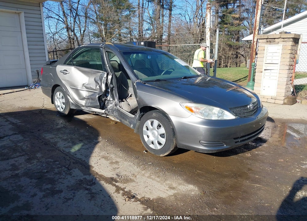 2002 TOYOTA CAMRY LE VIN: 4T1BE32K62U595454