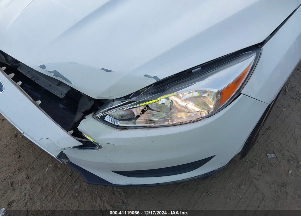 2017 FORD FOCUS SE VIN: 1FADP3K28HL251314