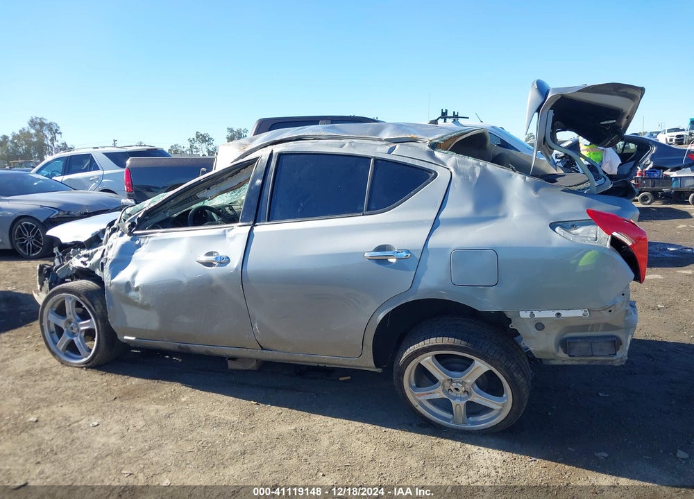 2014 NISSAN VERSA 1.6 SV VIN: 3N1CN7AP5EK454492