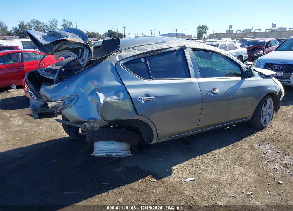 2014 NISSAN VERSA 1.6 SV VIN: 3N1CN7AP5EK454492