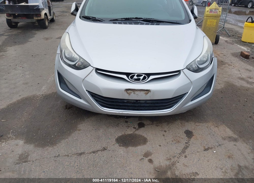 2016 HYUNDAI ELANTRA SE VIN: 5NPDH4AE4GH709698