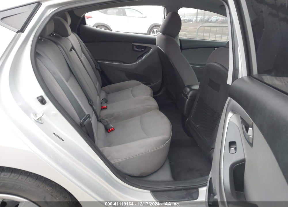 2016 HYUNDAI ELANTRA SE VIN: 5NPDH4AE4GH709698