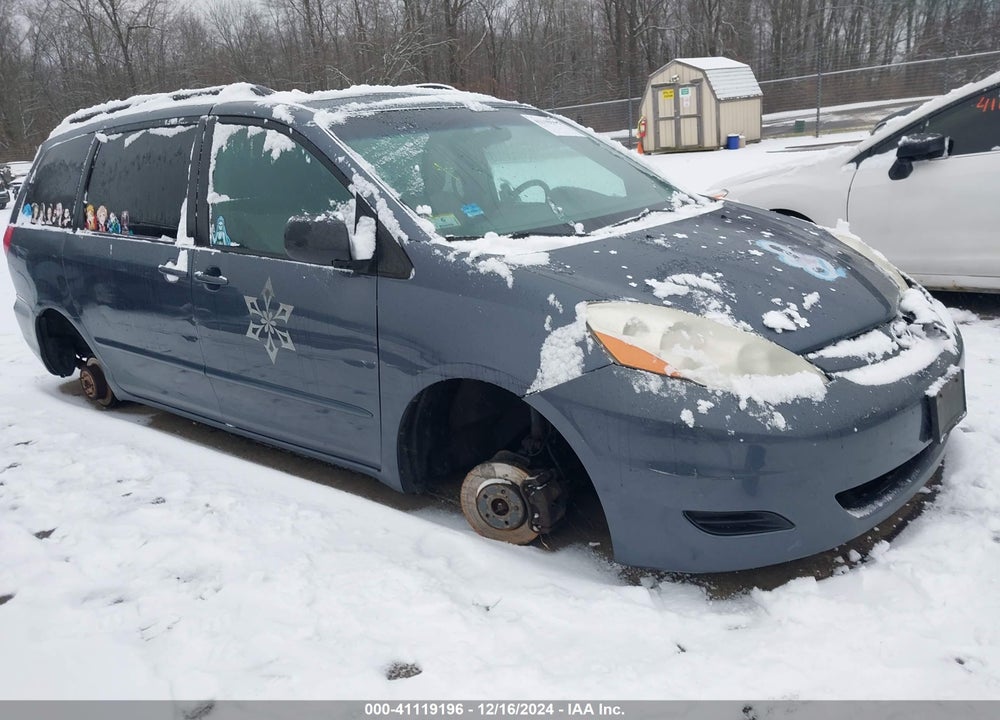 2008 TOYOTA SIENNA XLE VIN: 5TDBK22C98S013344