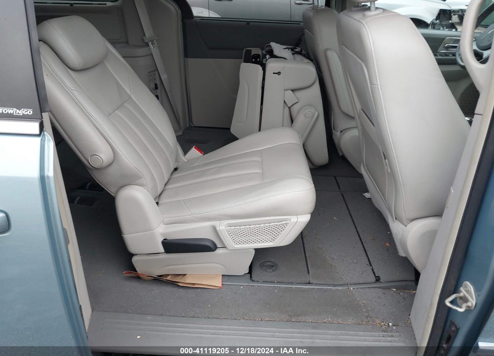 2008 CHRYSLER TOWN & COUNTRY TOURING VIN: 2A8HR54PX8R719361