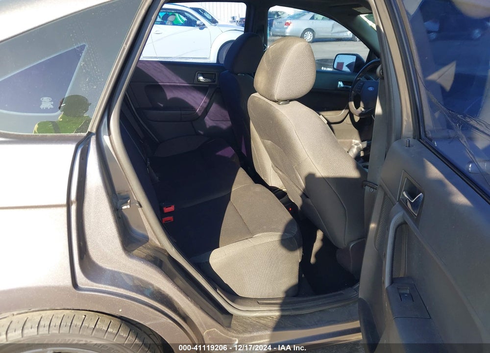 2011 FORD FOCUS SES VIN: 1FAHP3GN5BW197688