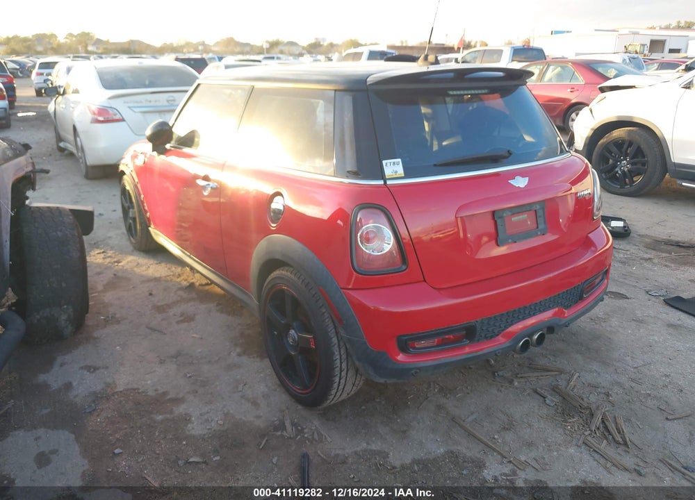 2013 MINI HARDTOP VIN: WMWSV3C57DT393130