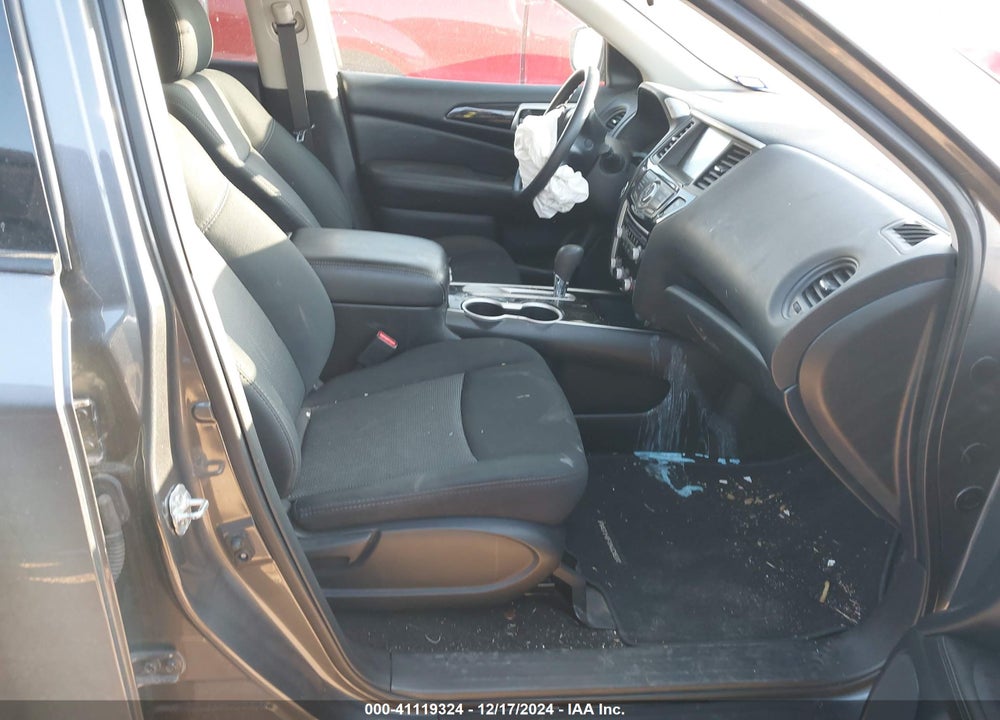 2018 NISSAN PATHFINDER S VIN: 5N1DR2MN8JC678130