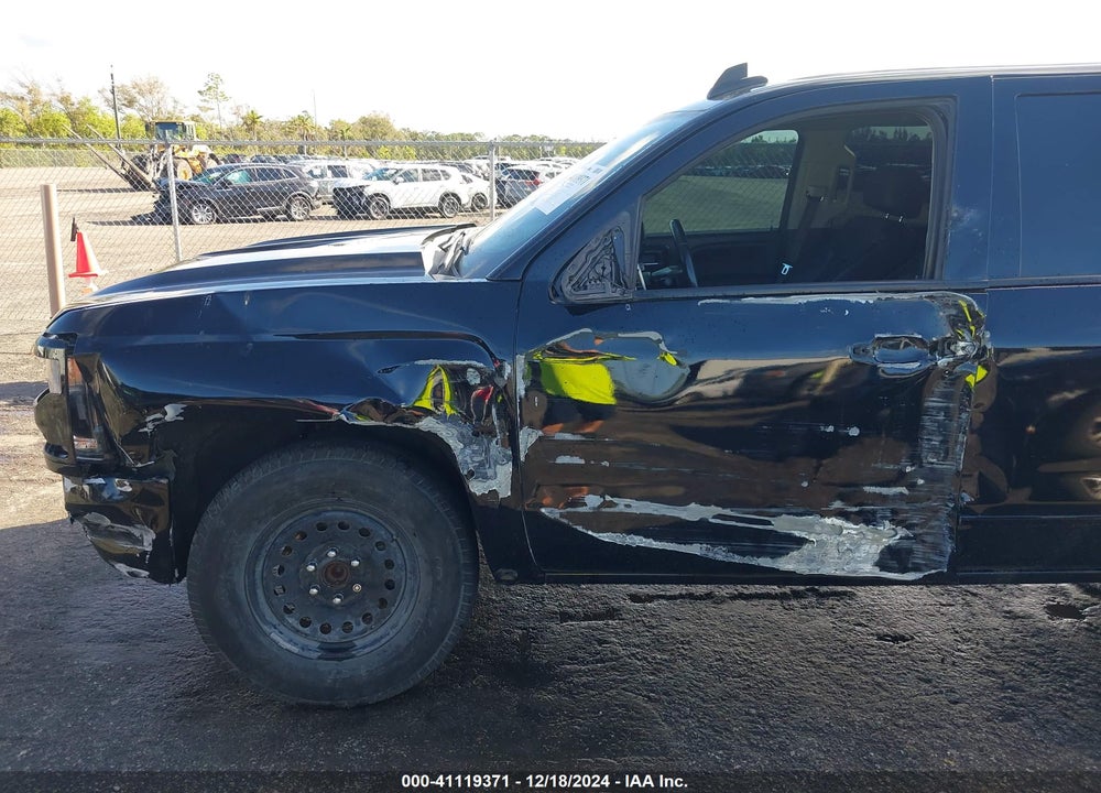 2018 CHEVROLET SILVERADO 1500 VIN: 3GCPCREC3JG218685