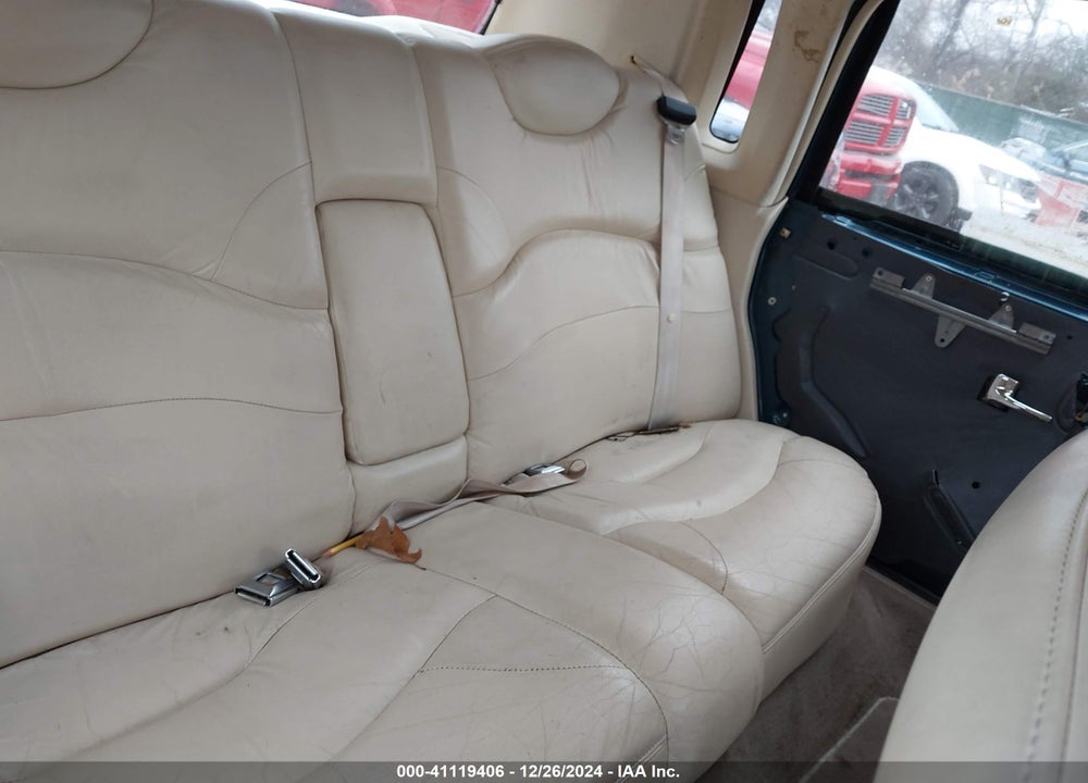 1997 LINCOLN TOWN CAR SIGNATURE VIN: 1LNLM82WXVY744419