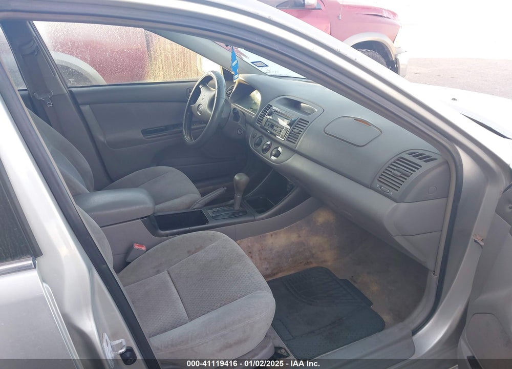 2003 TOYOTA CAMRY LE VIN: 4T1BE32K33U130230