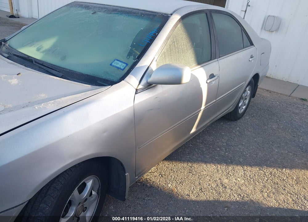 2003 TOYOTA CAMRY LE VIN: 4T1BE32K33U130230