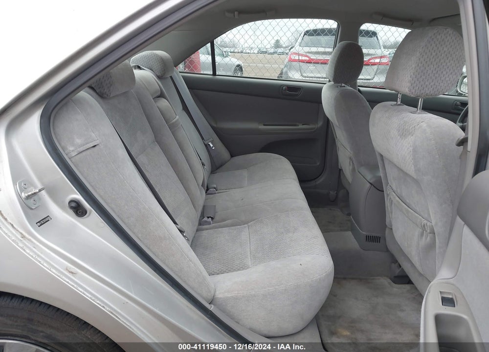 2004 TOYOTA CAMRY LE VIN: 4T1BE32KX4U840985