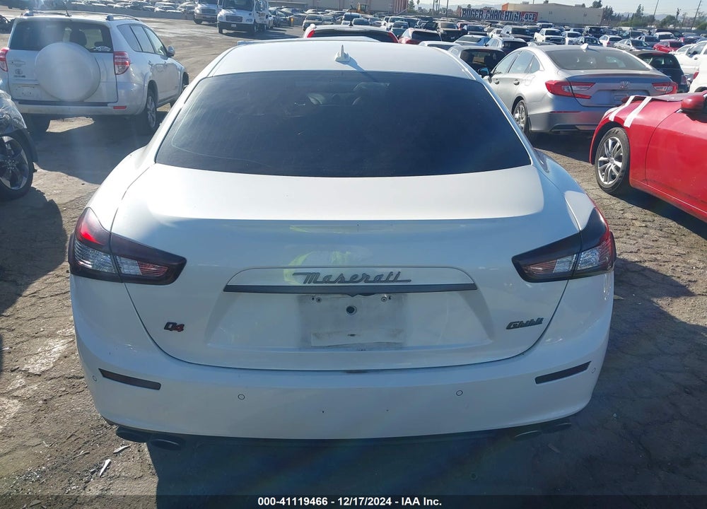 2015 MASERATI GHIBLI VIN: ZAM57RTA9F1143361