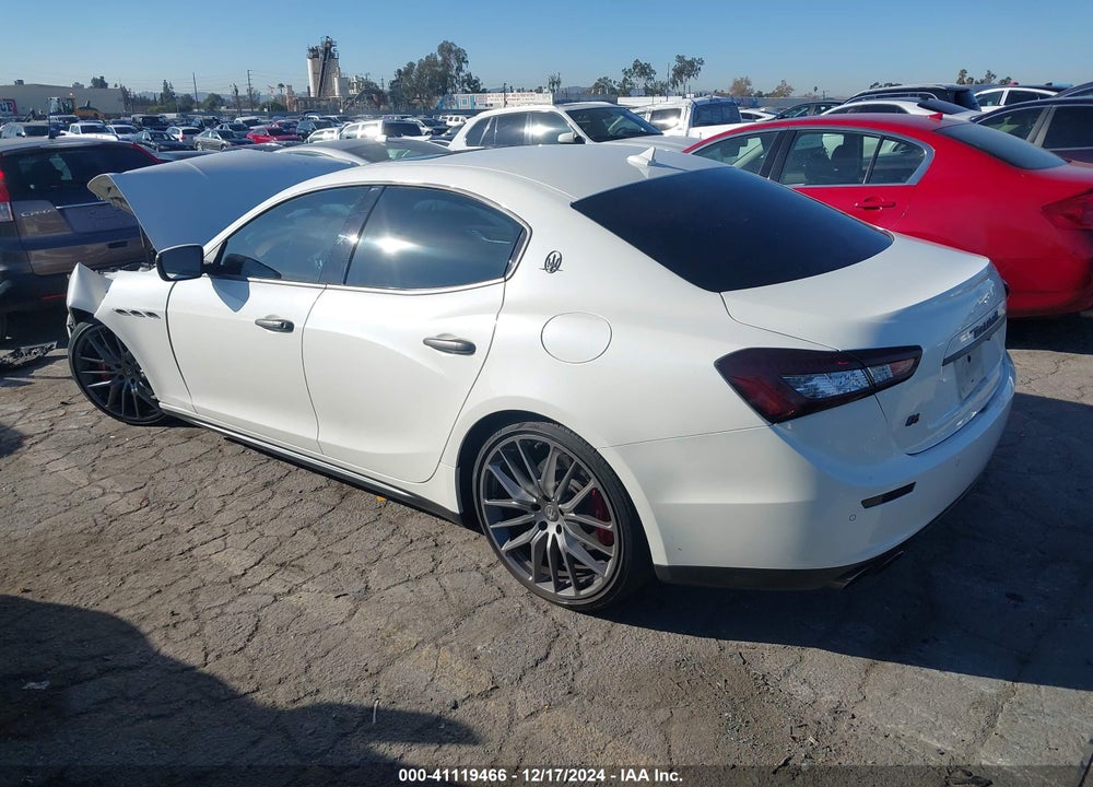 2015 MASERATI GHIBLI VIN: ZAM57RTA9F1143361