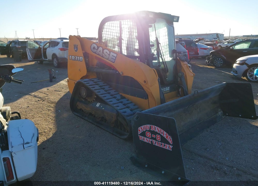 2016 CASE TR310 SKID LOADER VIN: JAF604043