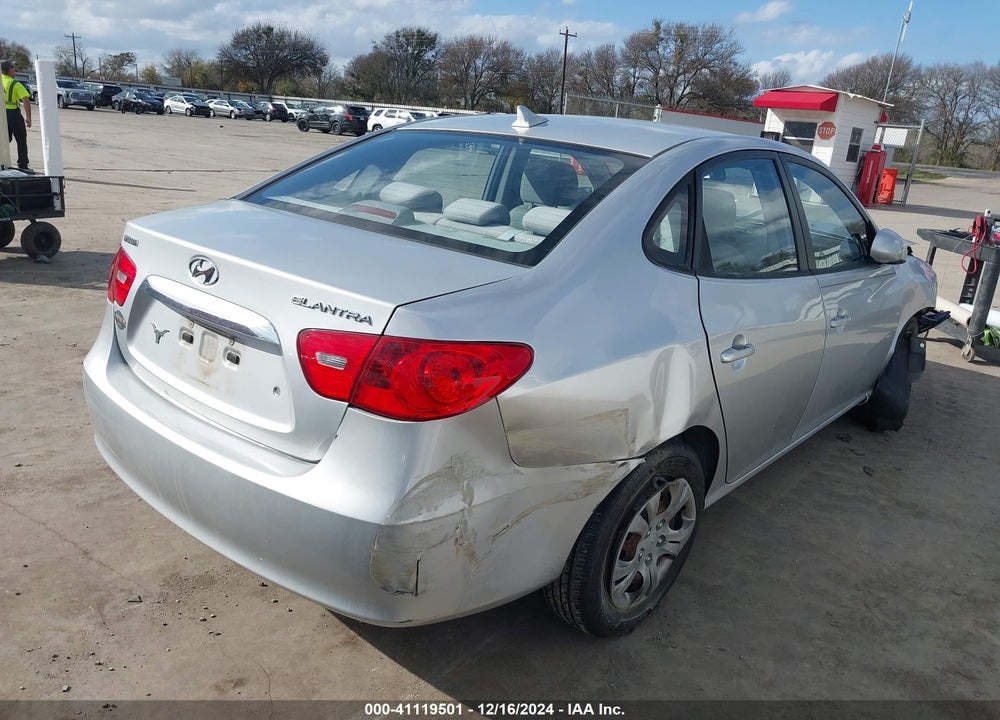 2010 HYUNDAI ELANTRA GLS VIN: KMHDU4AD7AU930966