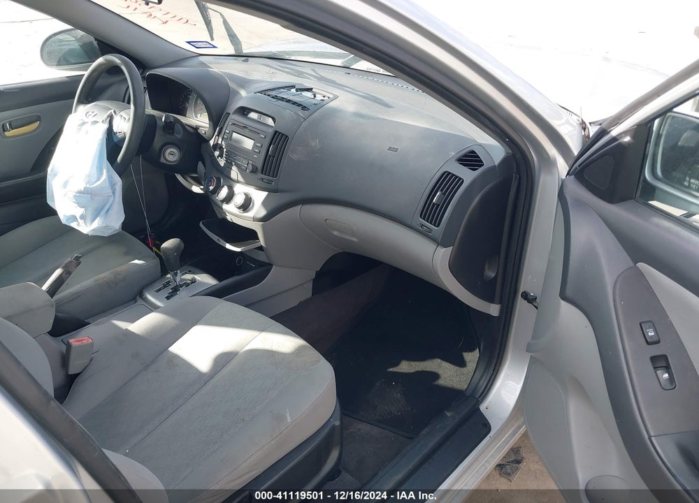 2010 HYUNDAI ELANTRA GLS VIN: KMHDU4AD7AU930966