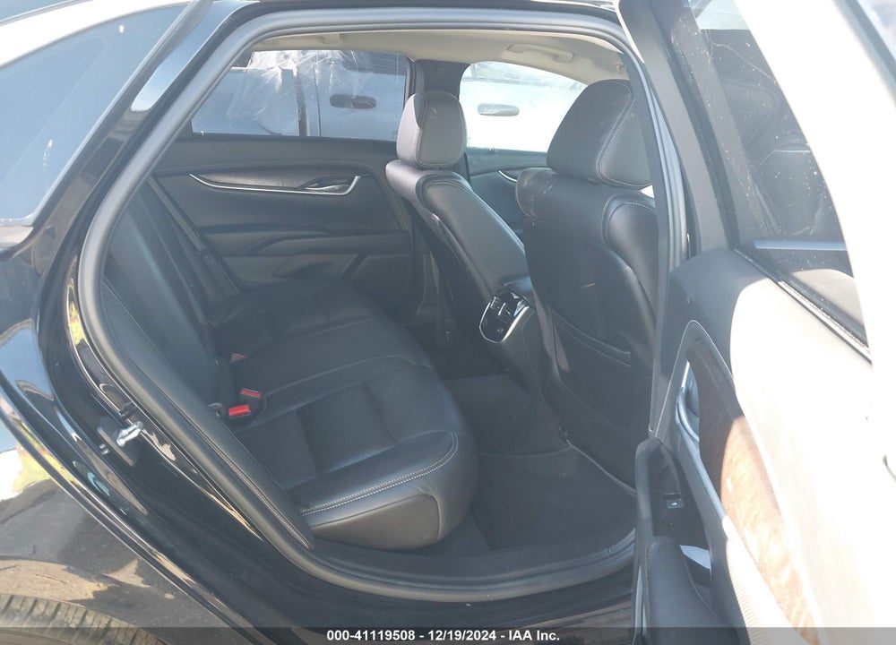 2018 CADILLAC XTS VIN: 2G61M5S3XJ9155713