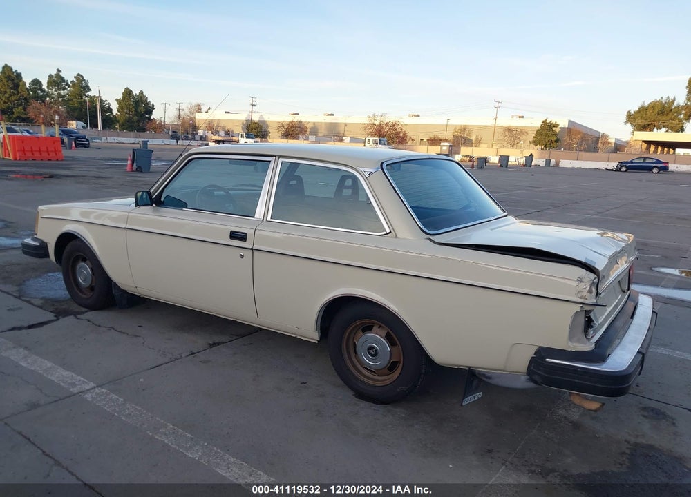 1980 VOLV 242 DL VIN: 00VC24245A1185131