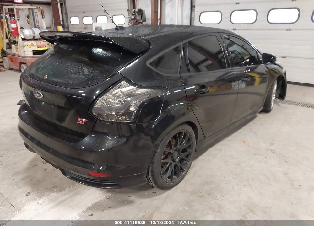 2014 FORD FOCUS VIN: 1FADP3L97EL143354