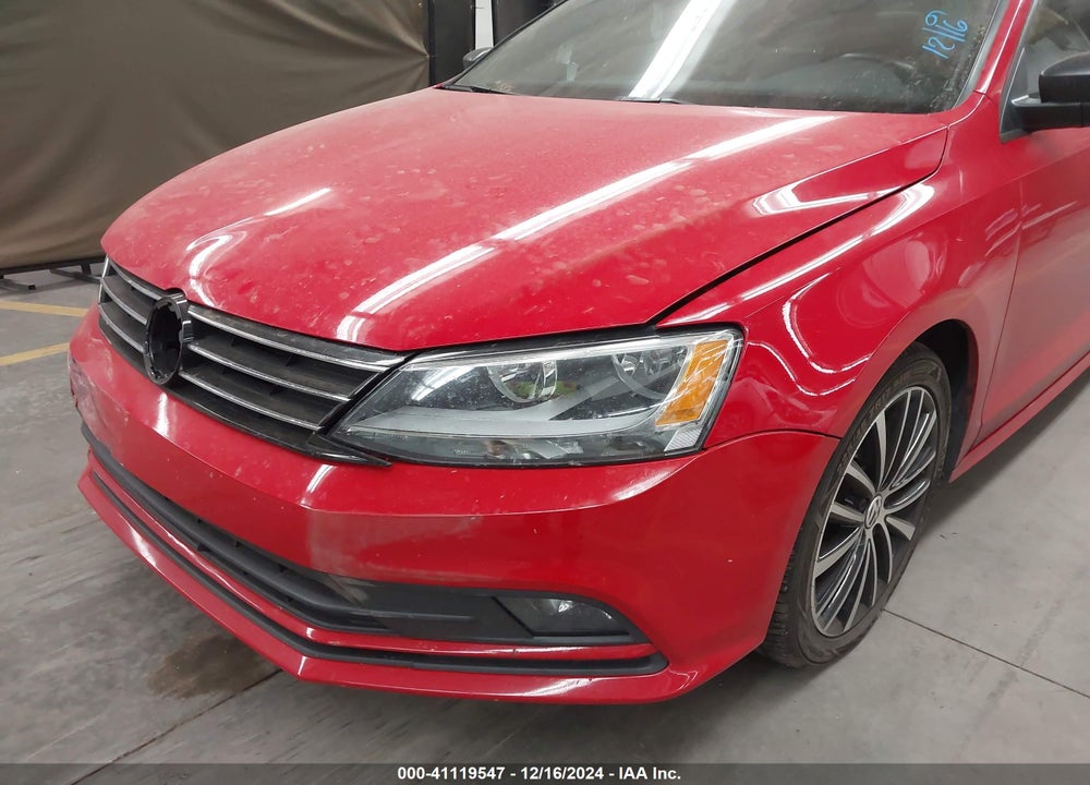 2015 VOLKSWAGEN JETTA 1.8T SPORT VIN: 3VWD17AJ2FM427651