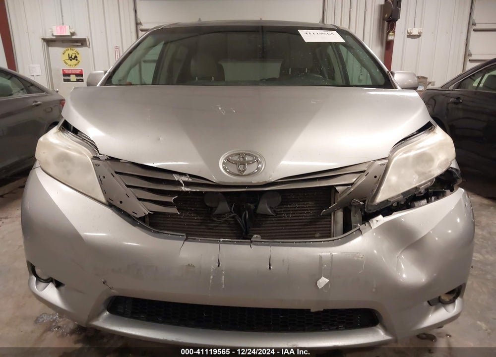 2013 TOYOTA SIENNA XLE LIMITED VIN: 5TDYK3DC6DS341523
