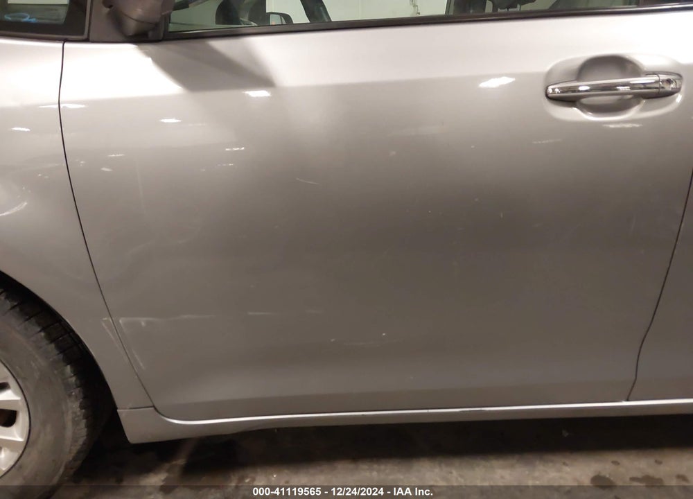2013 TOYOTA SIENNA XLE LIMITED VIN: 5TDYK3DC6DS341523