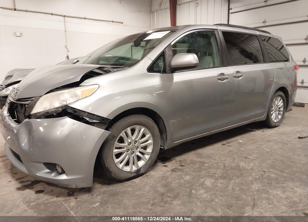 2013 TOYOTA SIENNA XLE LIMITED VIN: 5TDYK3DC6DS341523