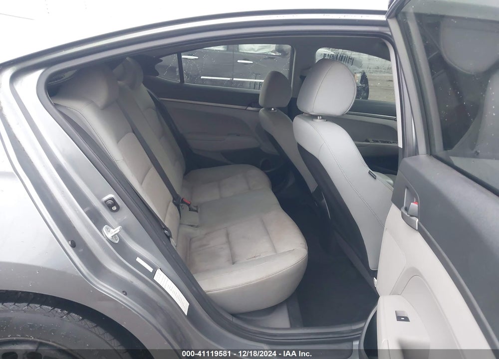 2017 HYUNDAI ELANTRA SE VIN: KMHD74LF2HU095374