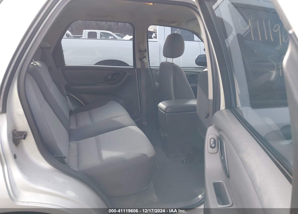 2003 FORD ESCAPE XLS VIN: 1FMYU02183KC98850