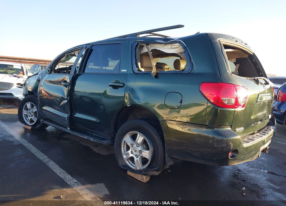 2010 TOYOTA SEQUOIA SR5 5.7L V8 VIN: 5TDBW5G11AS028388