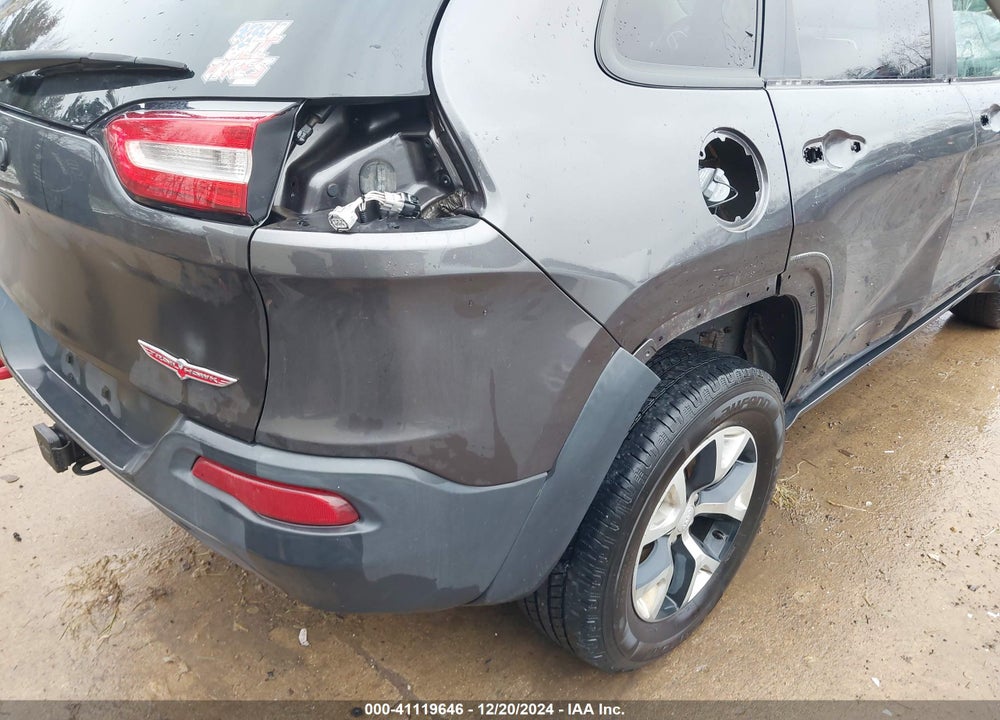 2017 JEEP CHEROKEE TRAILHAWK 4X4 VIN: 1C4PJMBBXHW624270